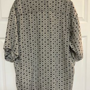 Burma Bibas Large Button Down Button Up Green Geometric Print
